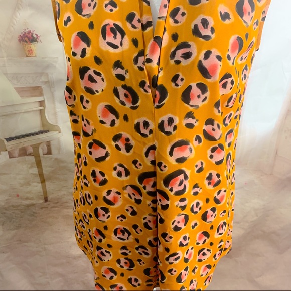 Cabi 3792 Prowl Leopard Print Blouse - Picture 3 of 11